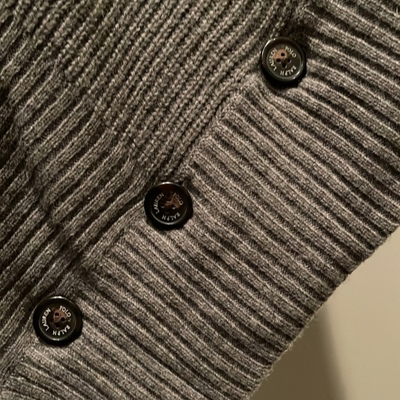 POLO Ralph Lauren Grey Poncho. Italian Merino and Cashmere. One Size - Picture 6 of 10